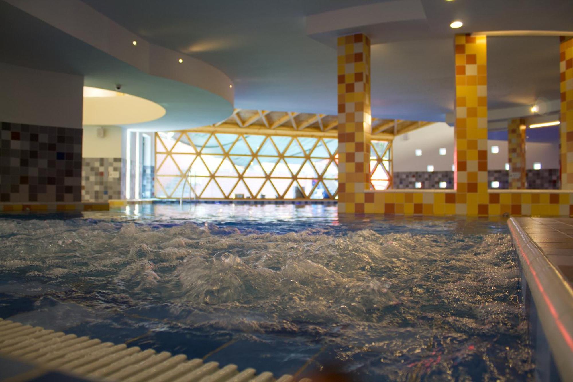 Hotel Crystal Wellness & Spa Superior Sovata Exterior foto